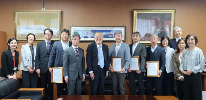 古田日越大学前学長が来学